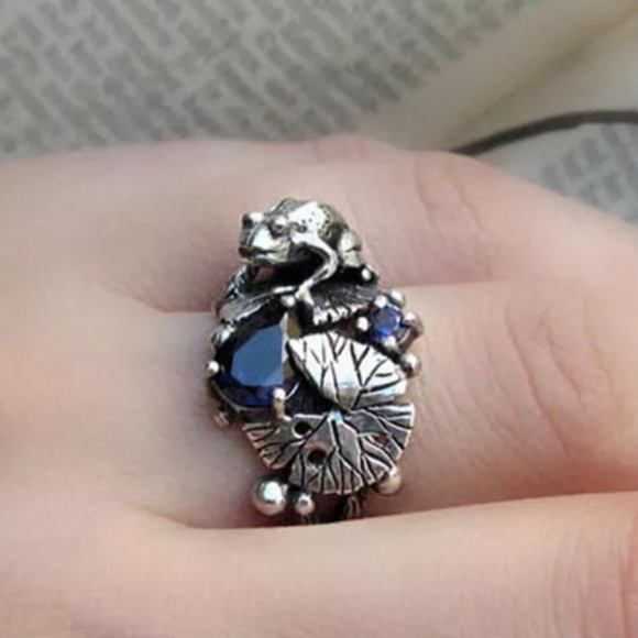 Frog & Lilly Pad Silver Ring! - Picture 7 of 7